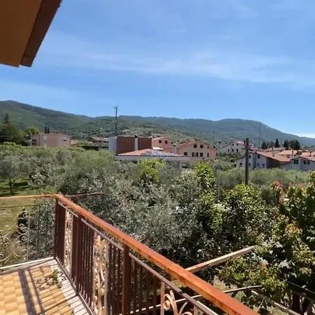 Azure * Poggio Moiano